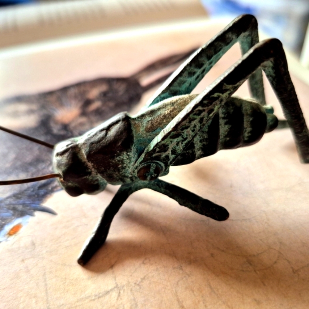 Green Metal Brass Grasshopper Reptile Decor